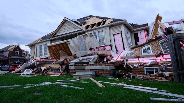 Barrie tornado