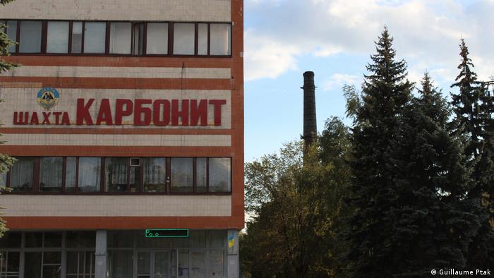 The still operating Karbonit coal mine, located in the city of Zolote.