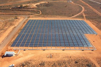 Sun Cable is the worlds largest solar farm, delivering power from the Australian outback to the Northern Territory and Singapore.
