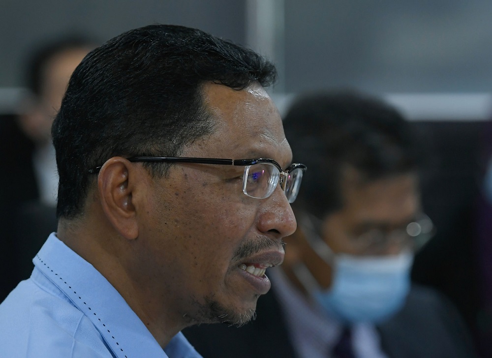 Environment and Water Ministry secretary-general Datuk Seri Zaini Ujang speaks during a press conference in Kuala Lumpur January 5, 2021.  Bernama pic