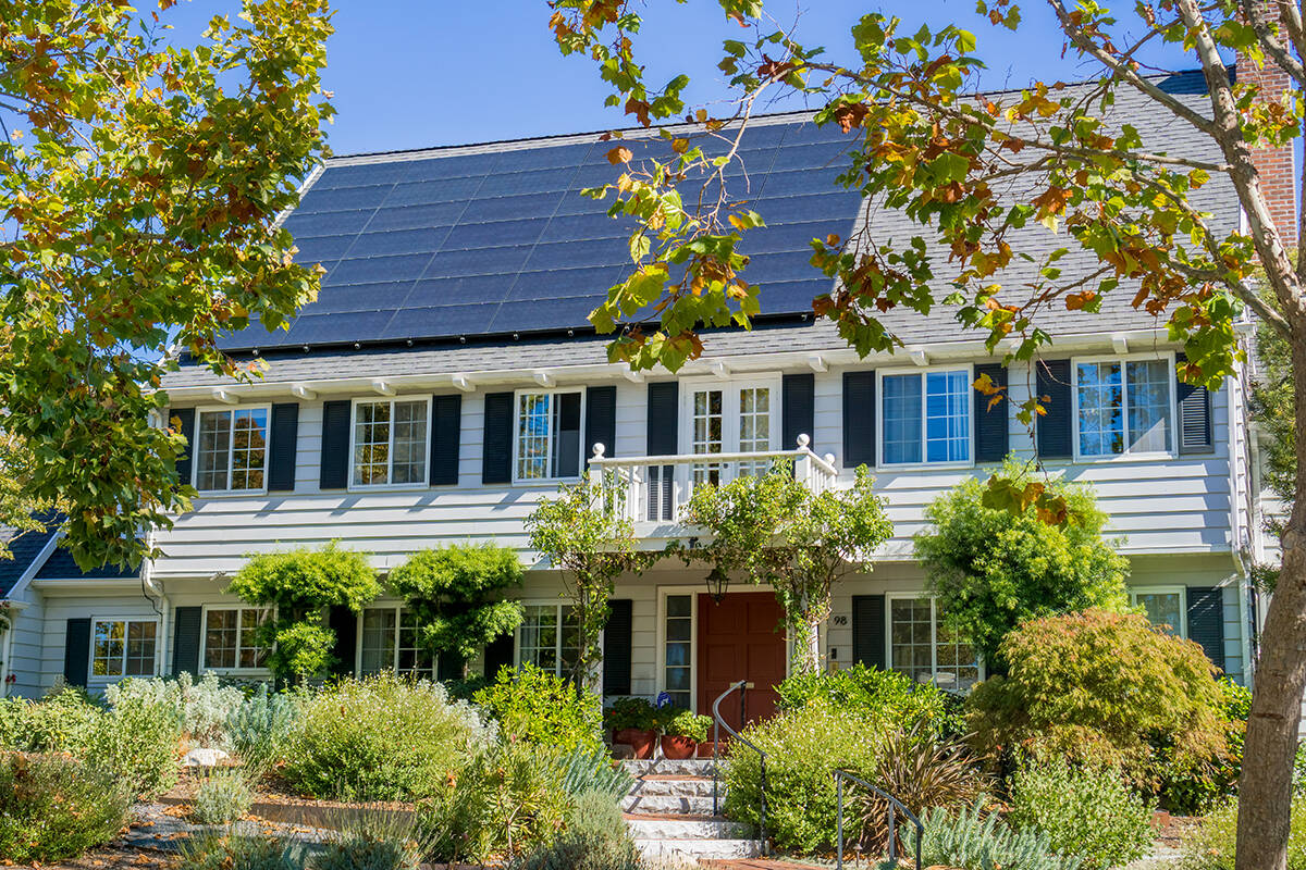The net metering program was created in the 1990s to jumpstart the rooftop solar industry and offset the then high-cost for homeowners. Since then, energy prices have increased while the cost of solar panels has dropped, causing the solar industry to expand rapidly. (Sundry Photography/Shutterstock)