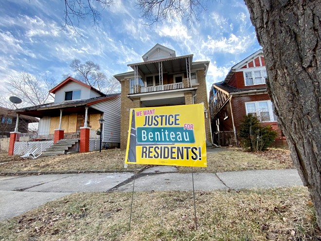 The area surrounding the Stellantis' Jeep plant in Detroit is covered in an overwhelming odor. - JUSTICE FOR BENITEAU RESIDENTS