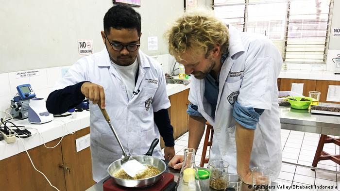 Founders of edible insect start-up cook insect ramen in the lab